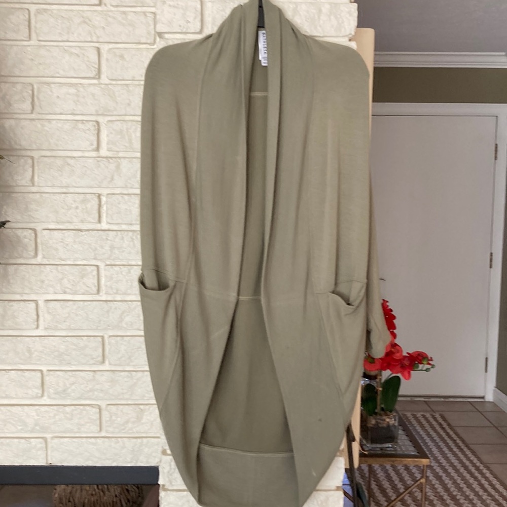 Athleta cocoon wrap